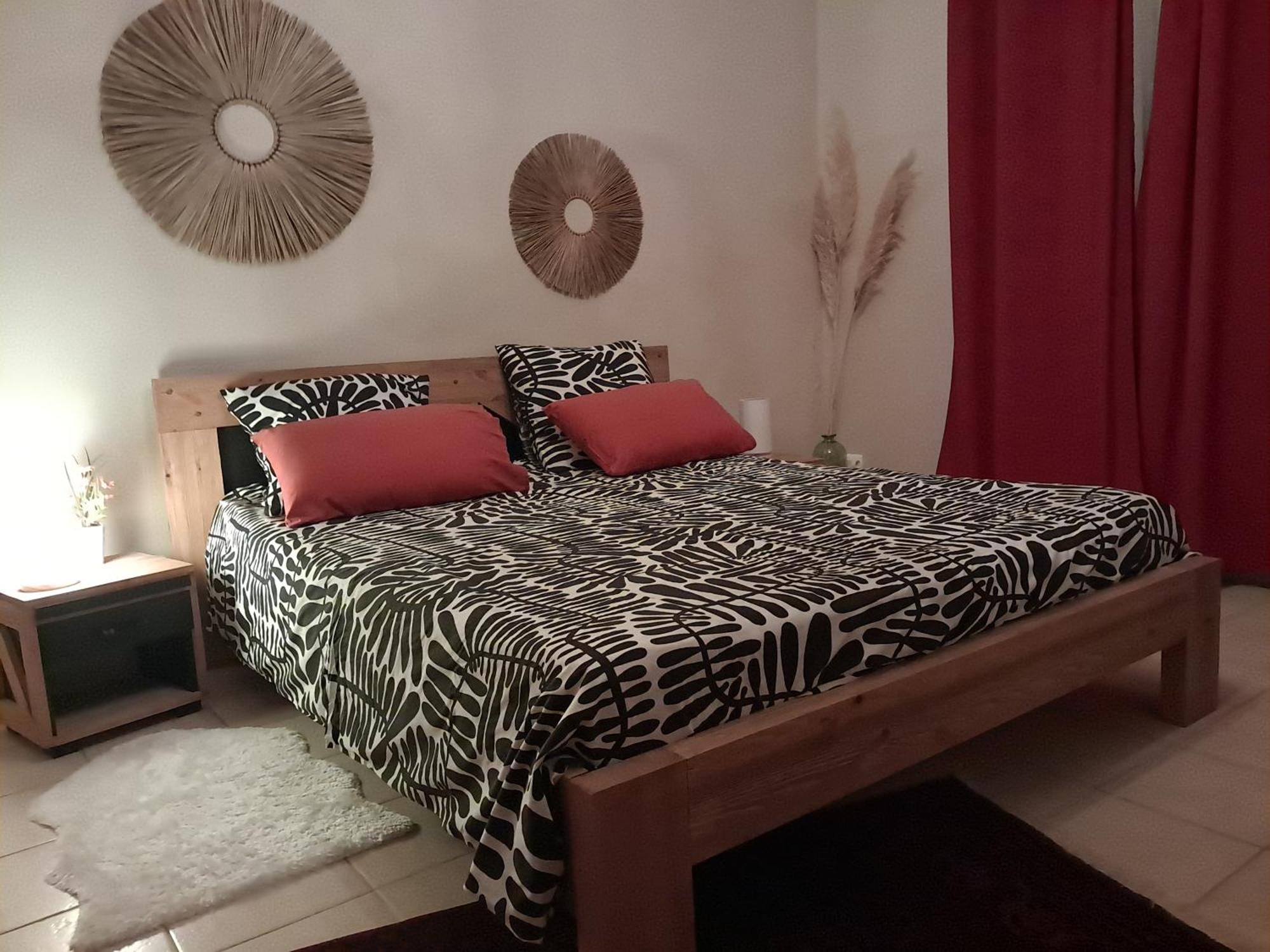 L'Oostaloo Logement De Vacances Usclas-l'Herault Extérieur photo